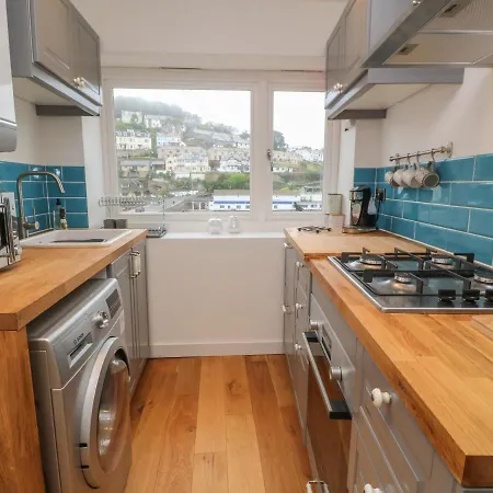 Apartment 1 River View Looe